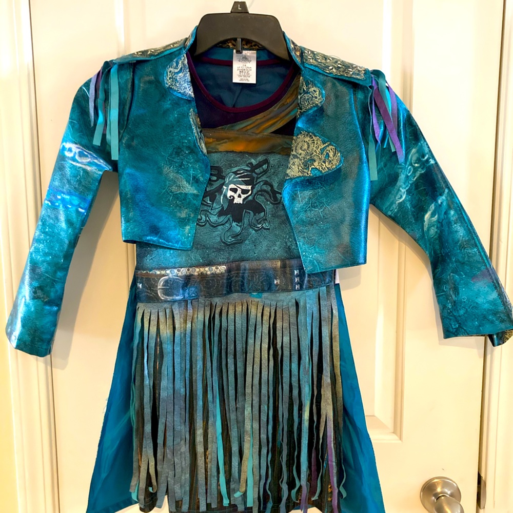 Disney Descendants Uma Costume ~ 7/8
